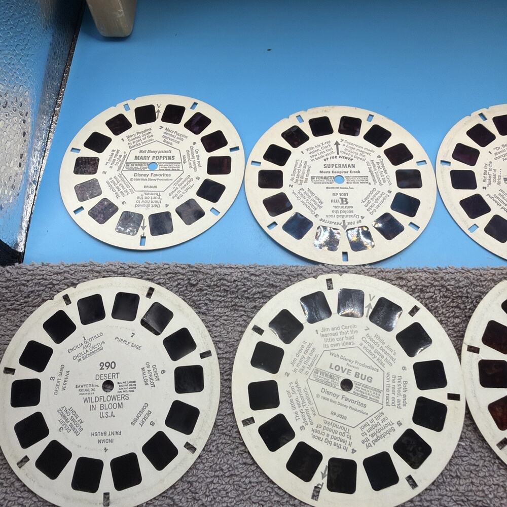 Vintage VIEW-MASTER- 36 discs Disneyland , Wonder Woman, Batman Superman. - Picture 4 of 8